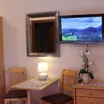 Hotel-pension Platzl シュラートミンク