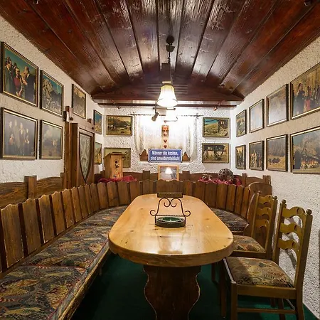 Hotel-pension Platzl Otel 3*